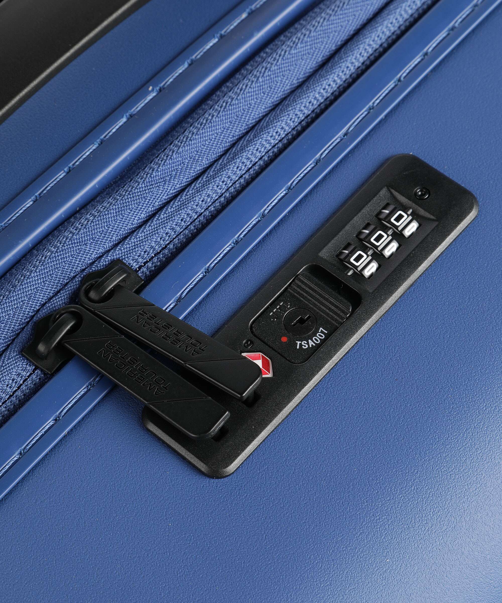 American Tourister Novastream Valise 4 roues navy blue - Image 3