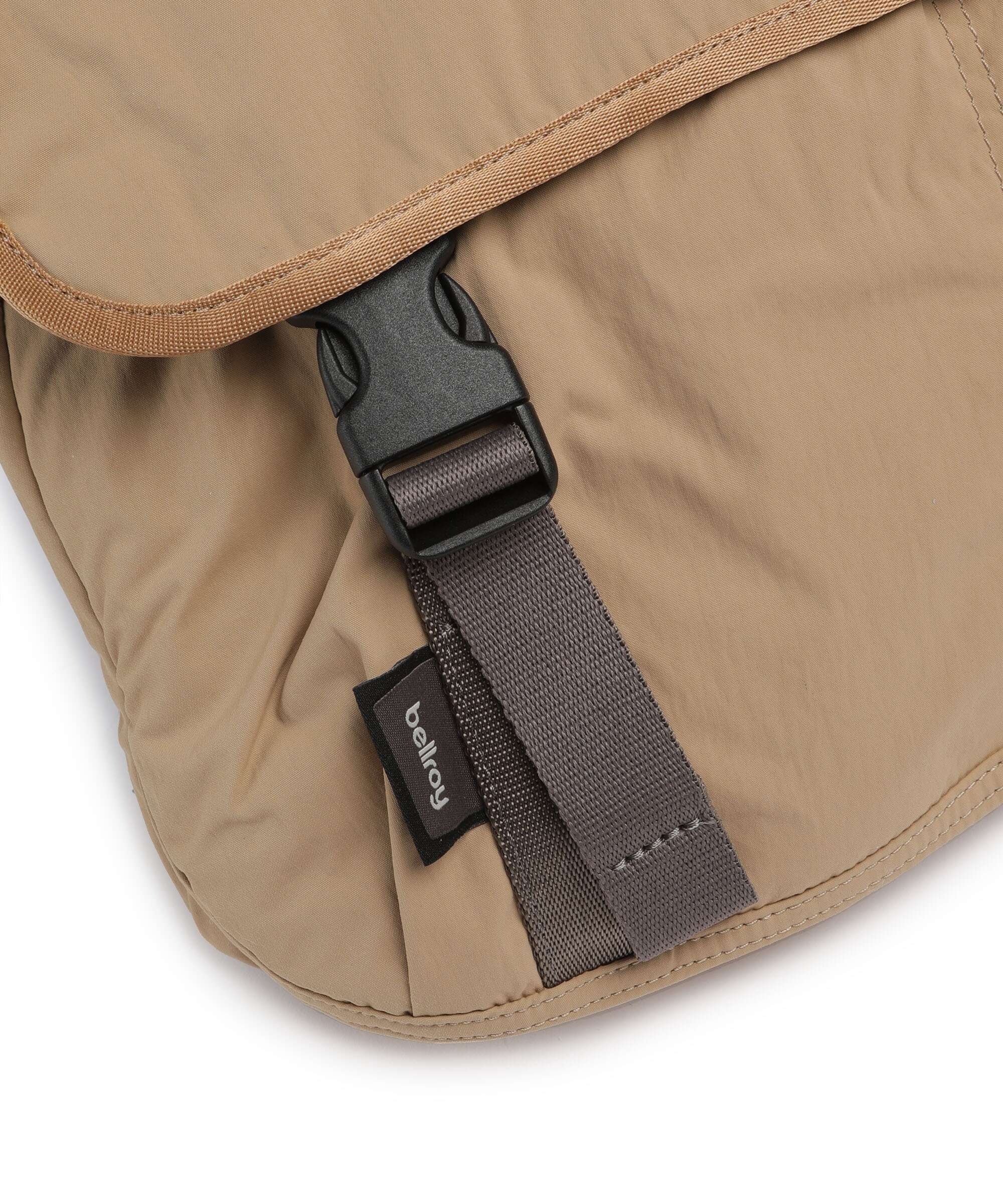 Bellroy Cinch 12 Sac messager sand dune - Image 5