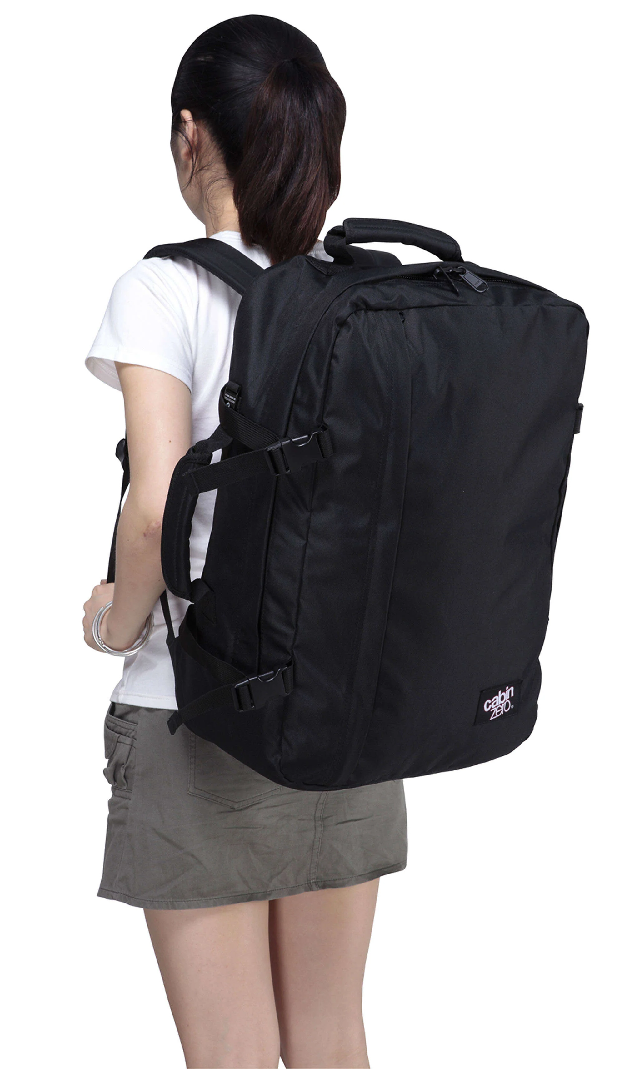 Cabin Zero Classic 44 Sac à dos de voyage black sand - Image 3
