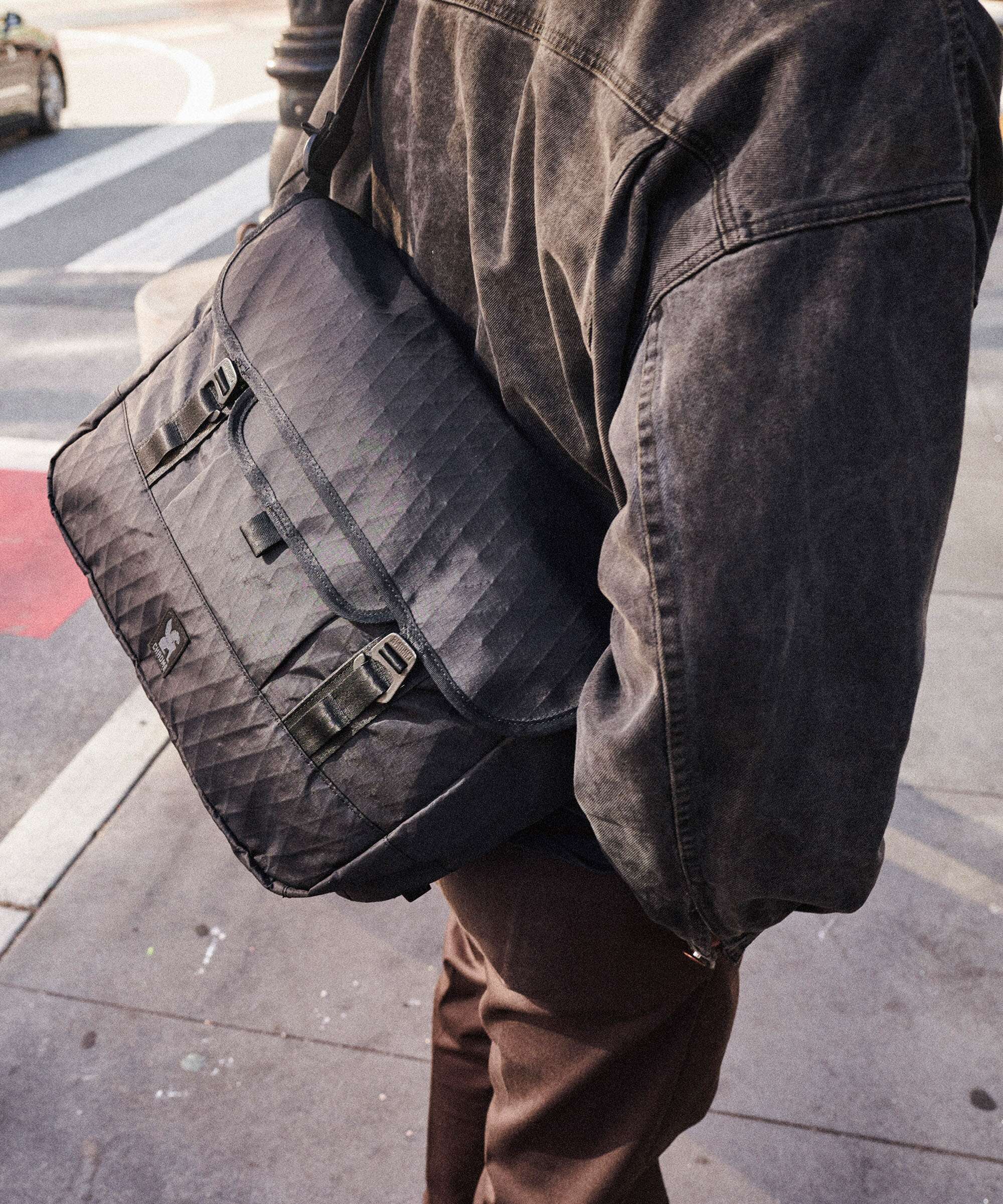 Chrome Midtown 20 Sac messager sandstone - Image 3