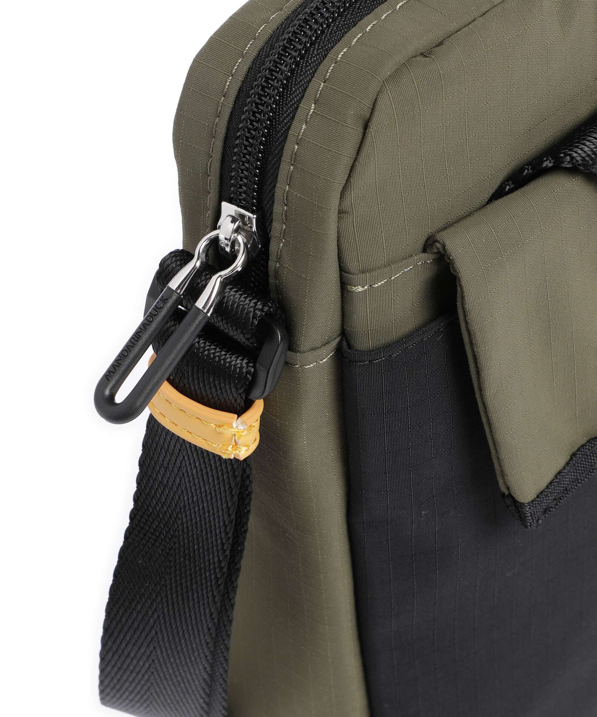 Mandarina Duck Y-Lite Sac bandoulière soldier - Image 4
