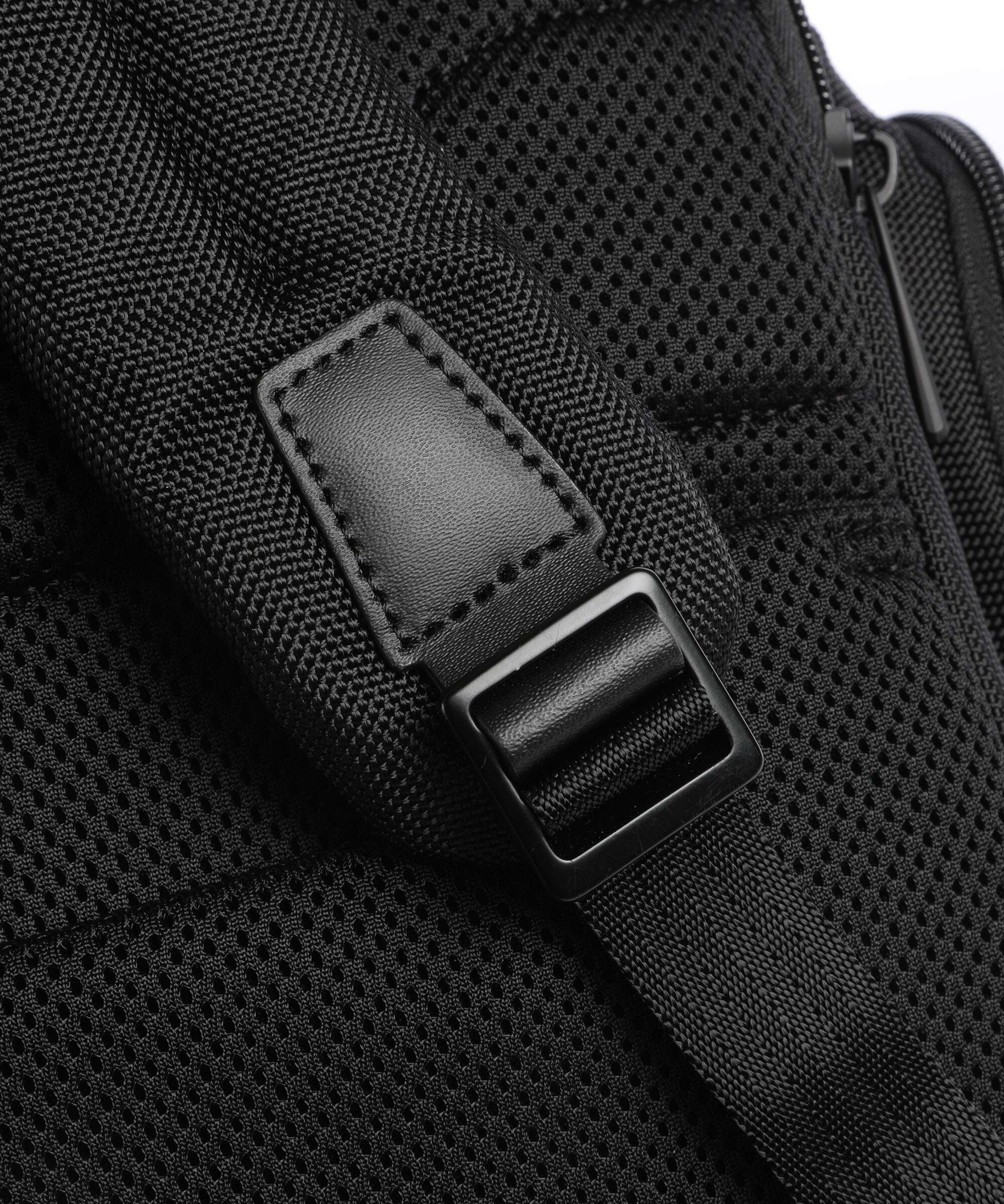 Porsche Design Roadster Evo M Top Sac à dos black - Image 4