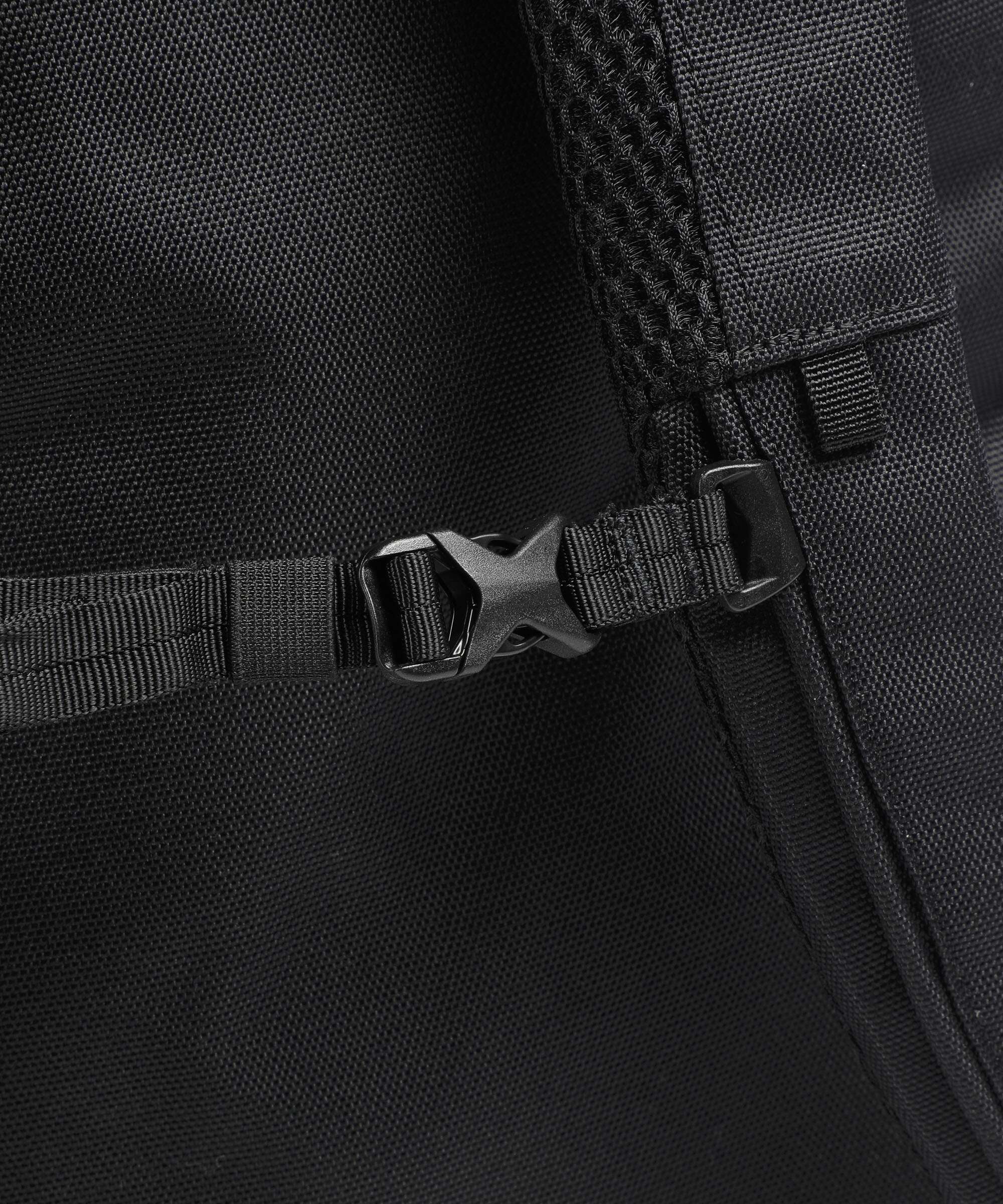 Sandqvist Urban Outdoor Otis Sac à dos de voyage black - Image 5