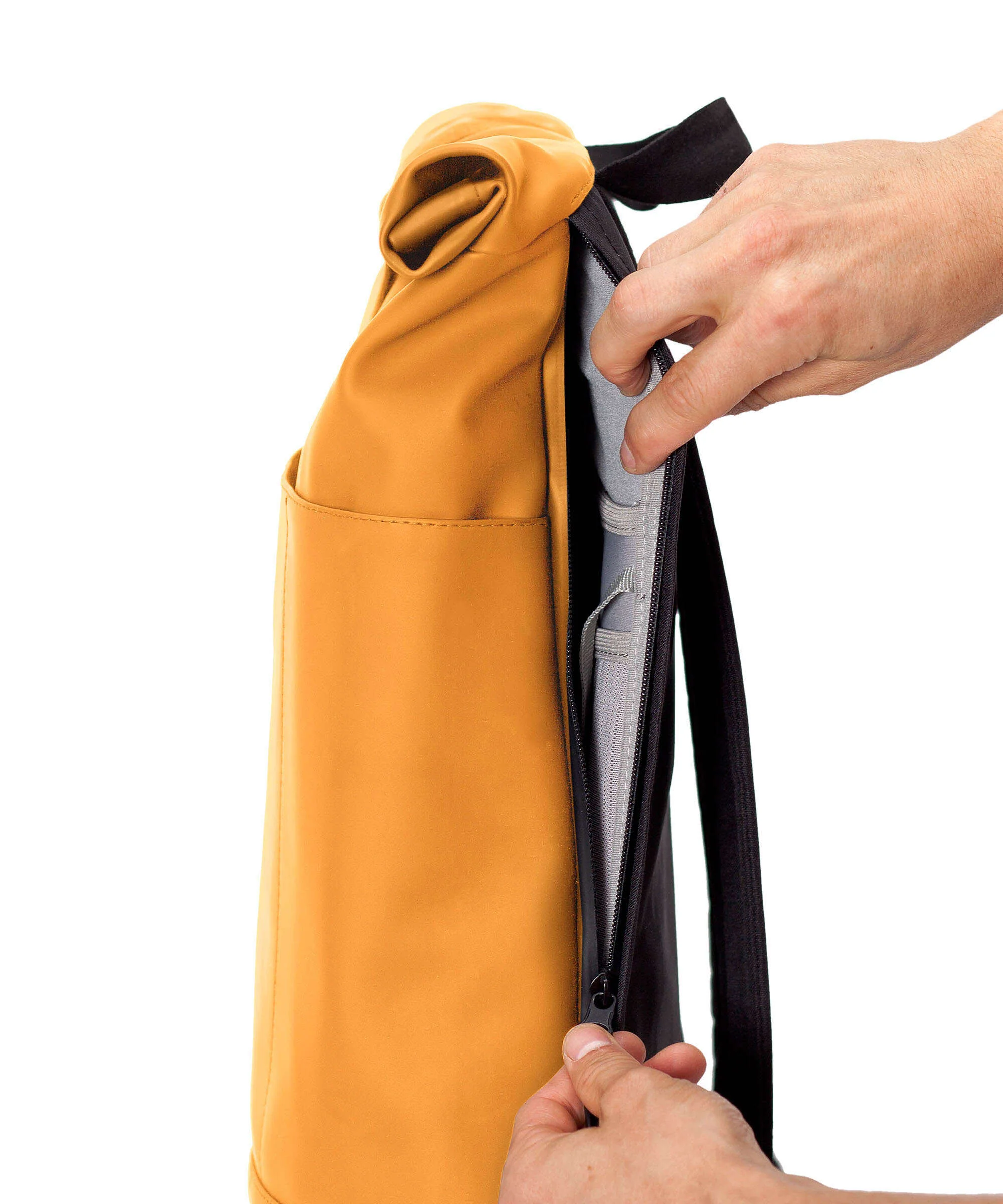Ucon Acrobatics Lotus Hajo Medium Sac à dos roll-top honey mustard - Image 5