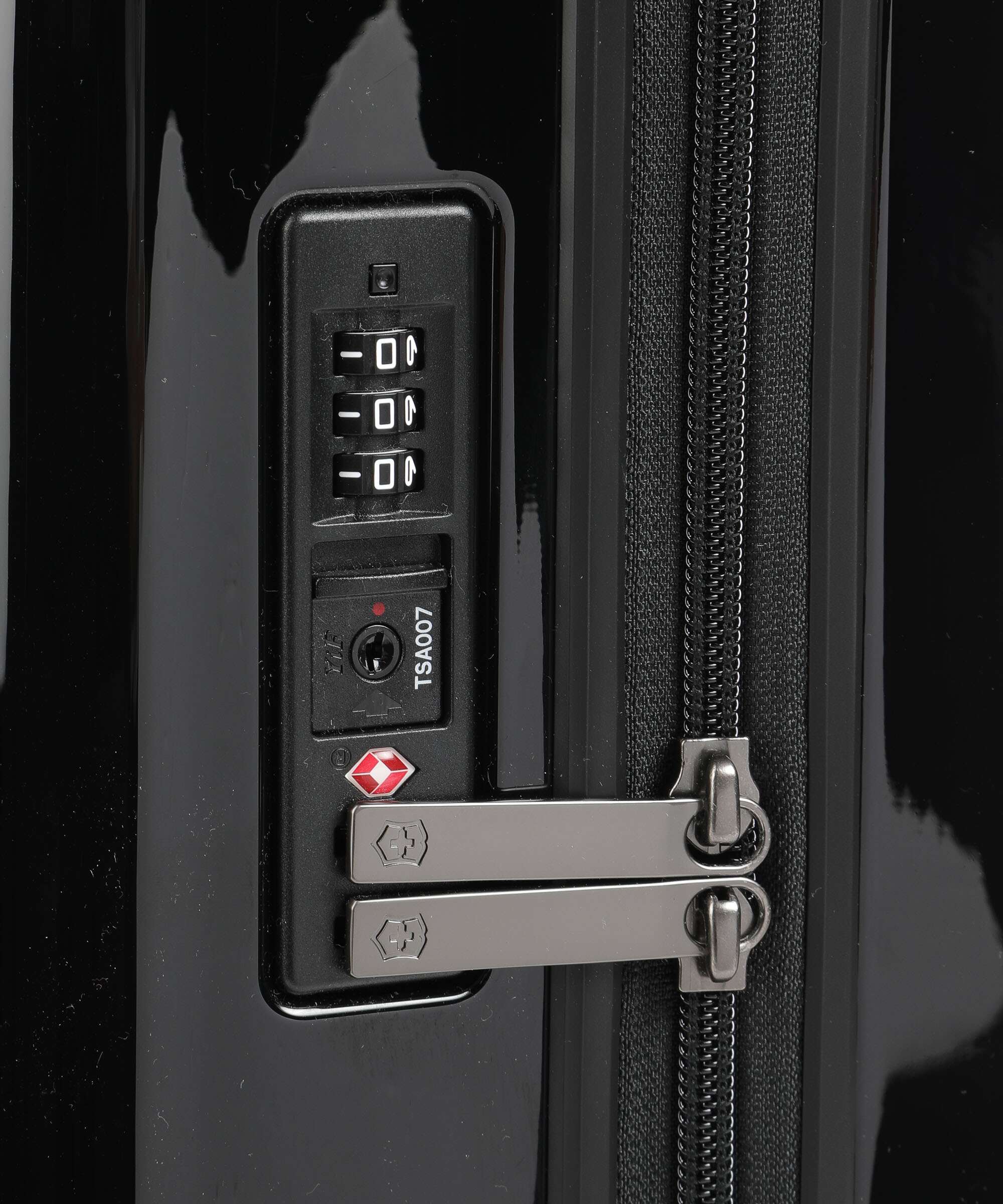 Victorinox Airox Global Valise 4 roues black - Image 3